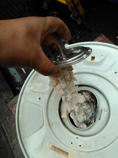 热水器为什么要清洗 长期不清洗热水器的危害